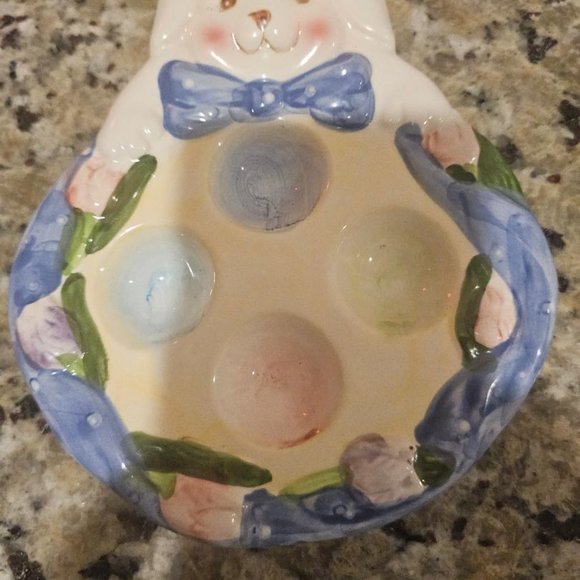Very Cute Easter Bunny Egg Plate - Picture 2 of 3